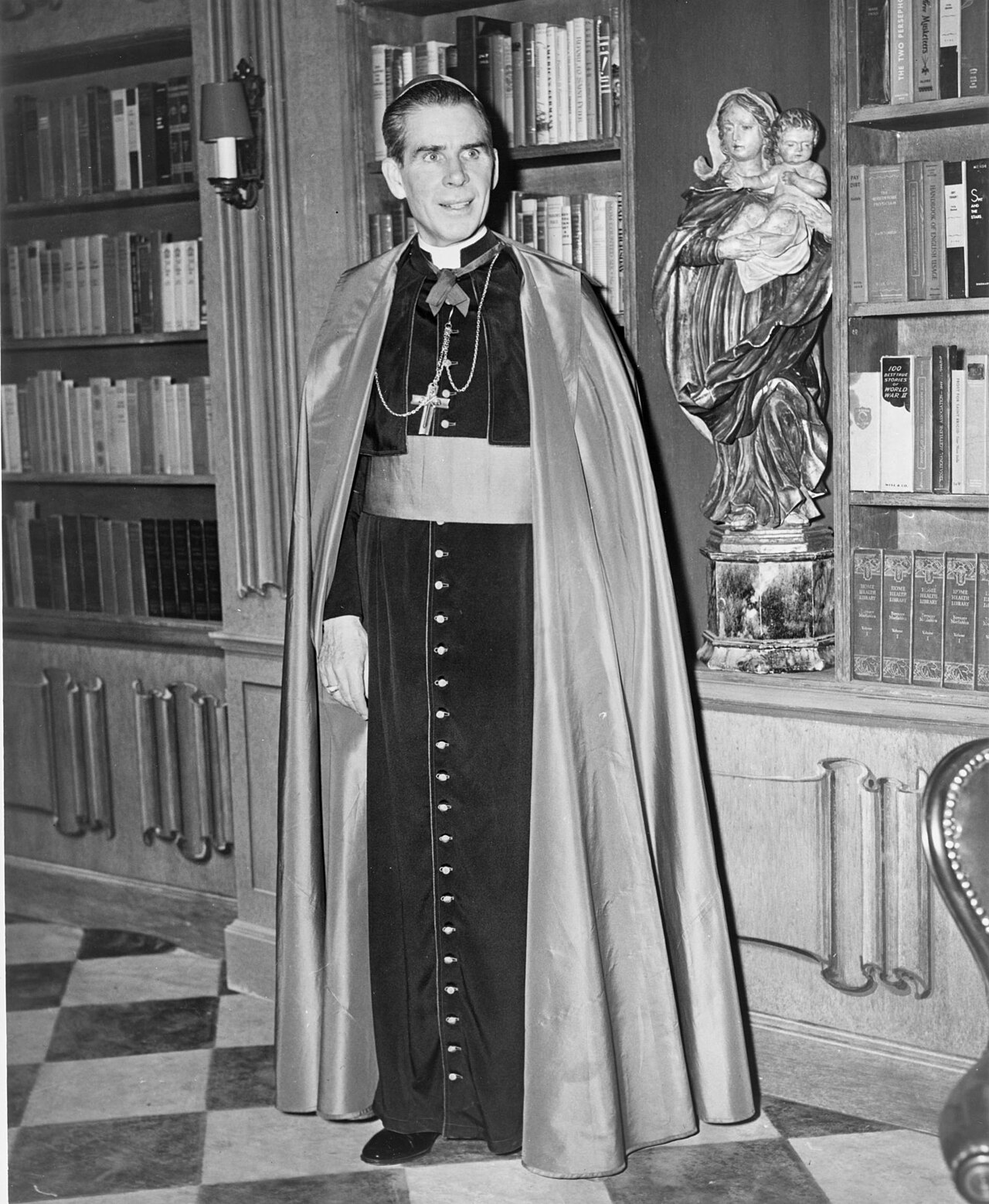 ¡Conoce a Fulton Sheen!